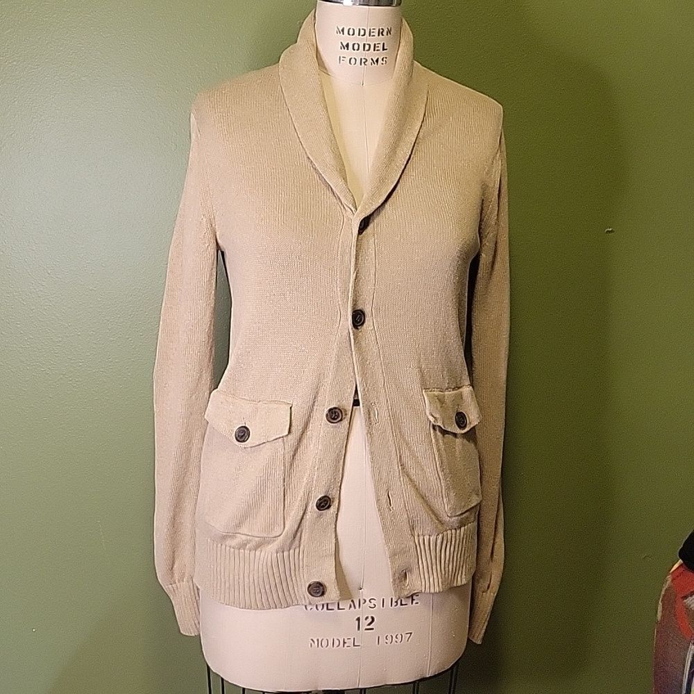 Banana Republic Oatmeal cardigan with pockets. Size S